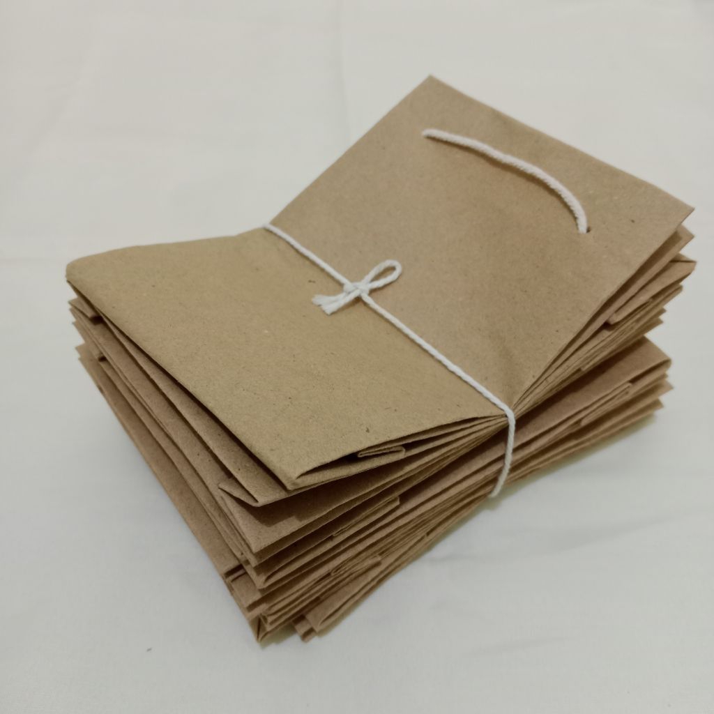 

Lucky Space Paperbag Souvenir Murah Meriah