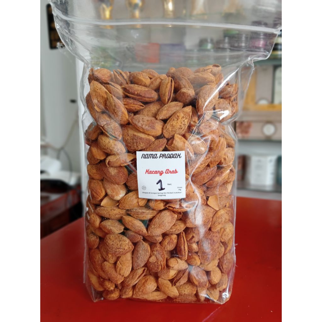 

Kacang Almond 1 Kg / Gurih dan Manis