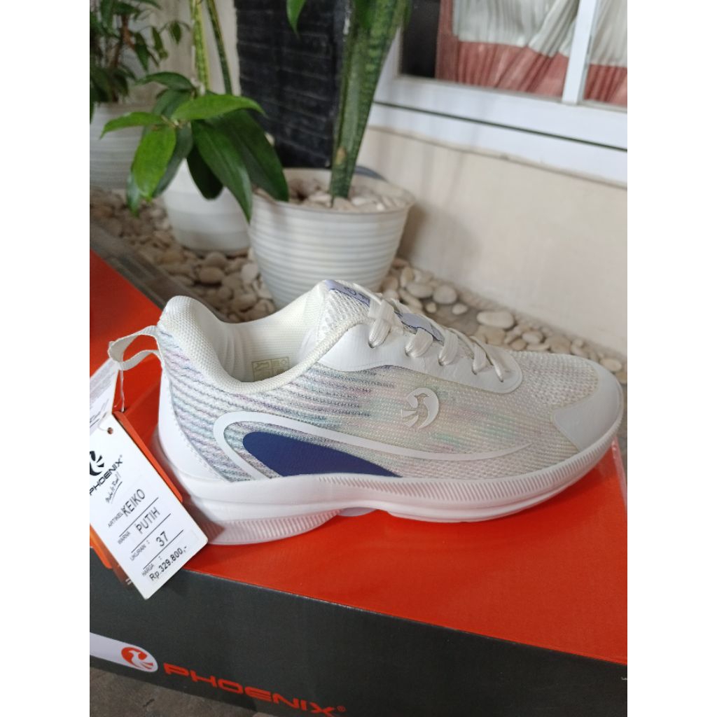 Sepatu Sneaker Phoenix Wanita