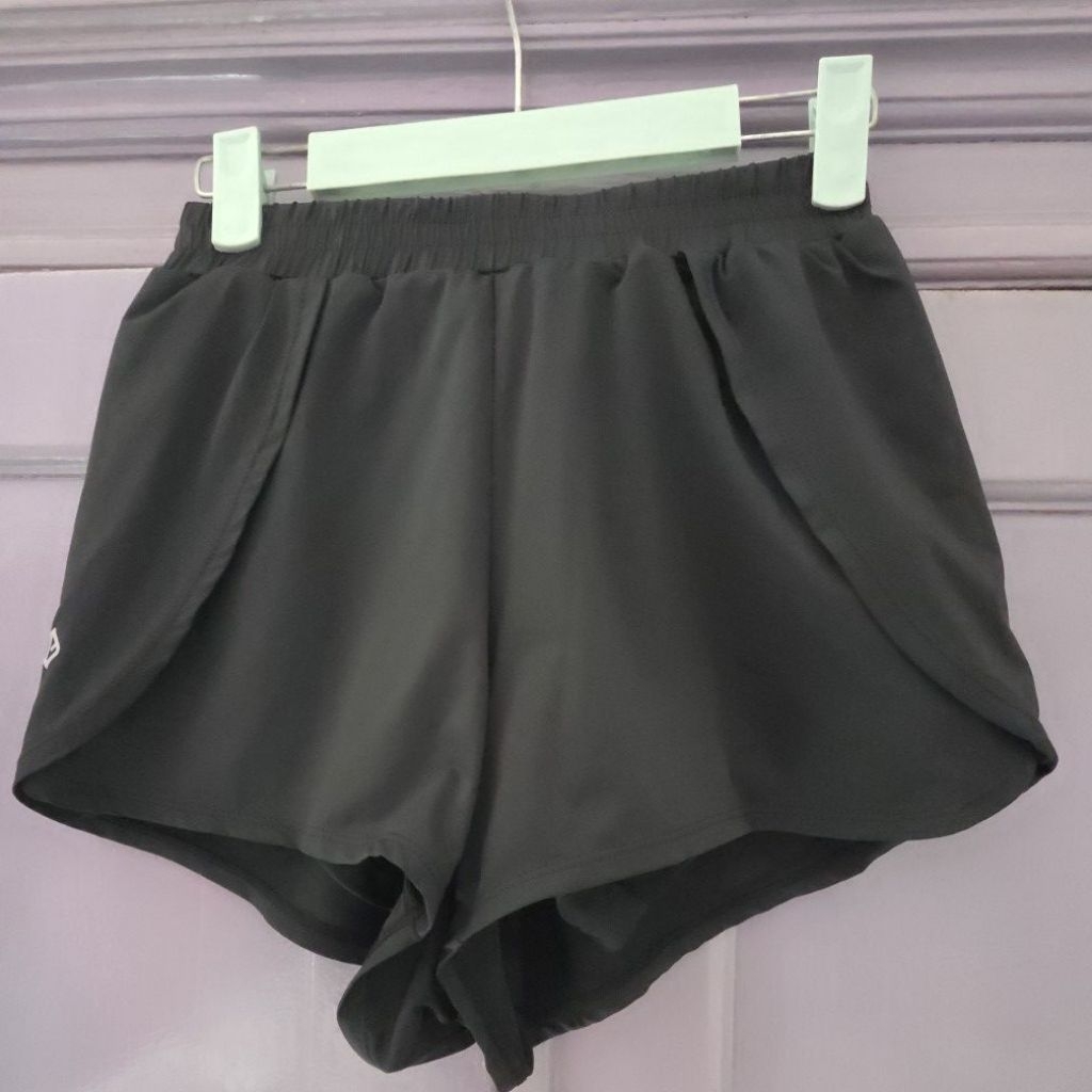 PRELOVED CELANA RENANG FUNFIT