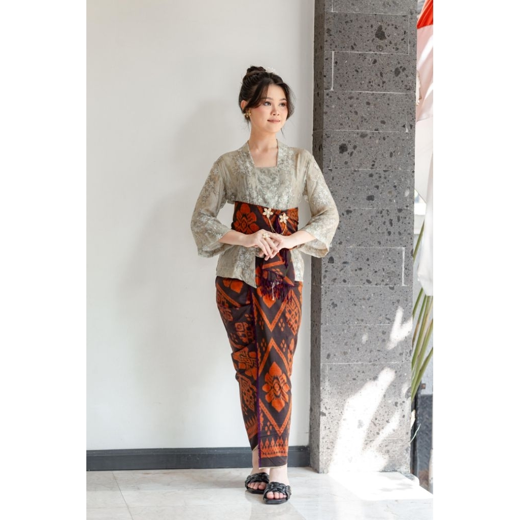 Kamen Sutra Mastuli Set Selendang