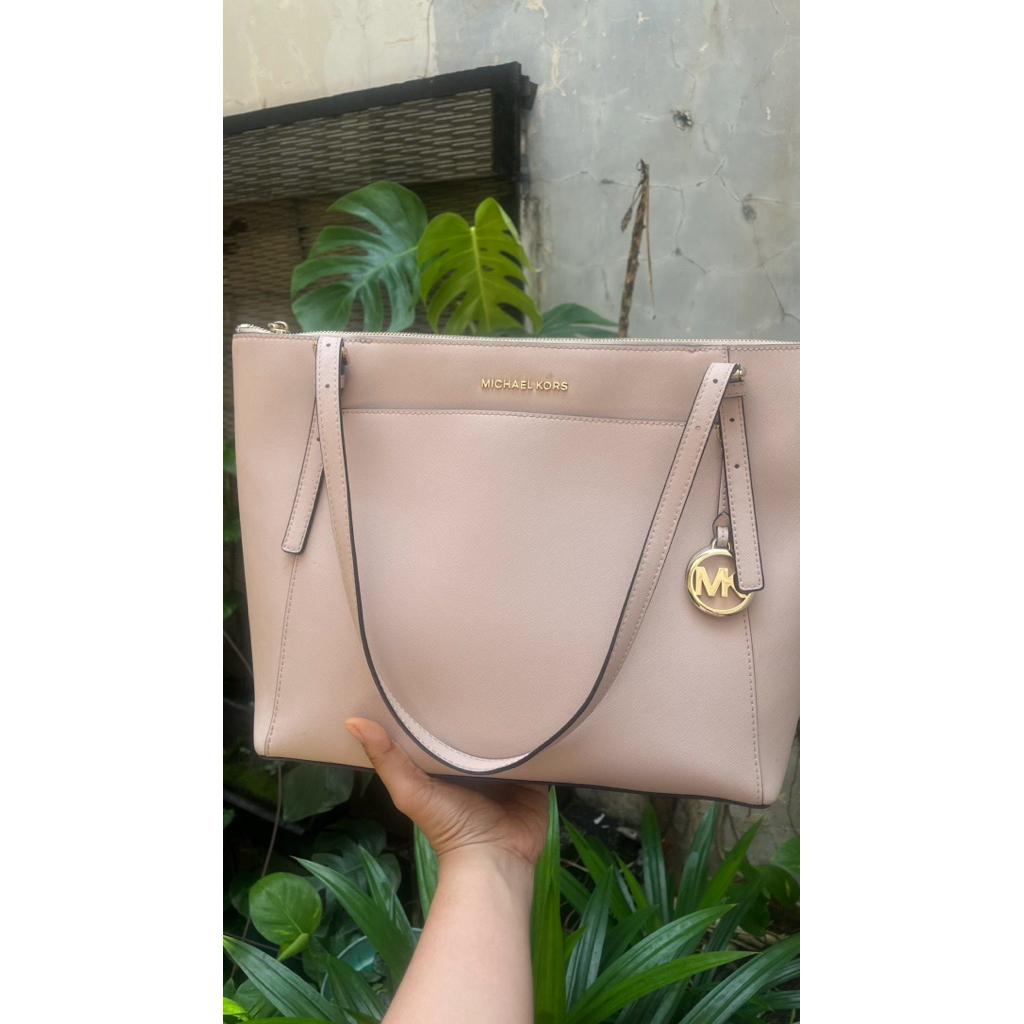 TAS KERJA MK TOTE BAG VOYAGER PINK LEATHER PRELOVED
