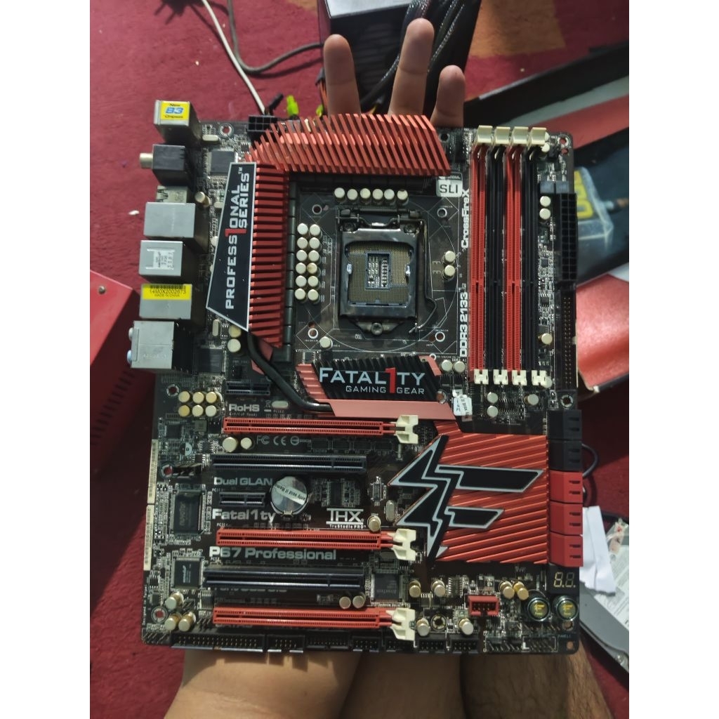 Mobo ASRock Fatal1ty P67 Professional – Gaming Motherboard Legend