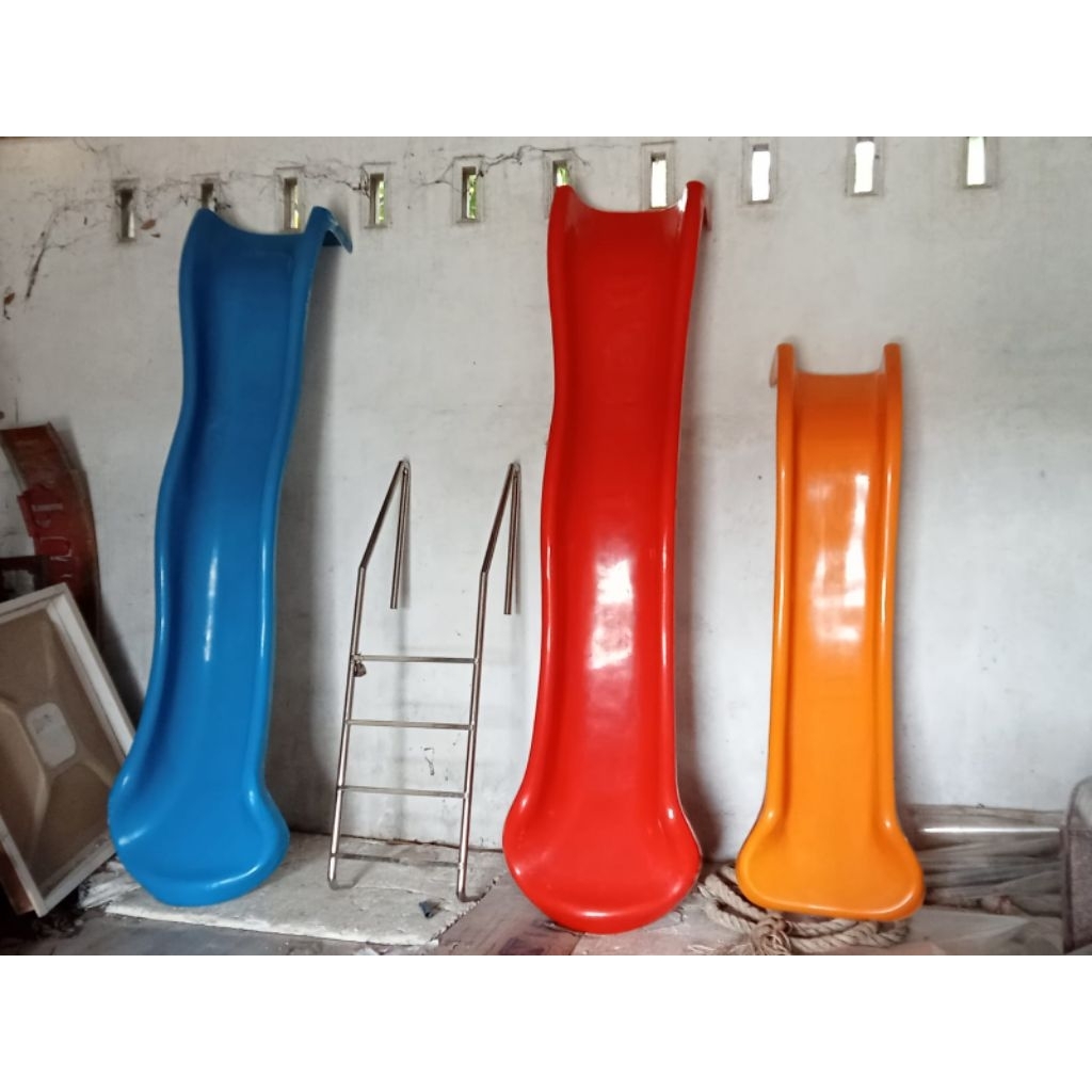 wahana perosotan ( playground)