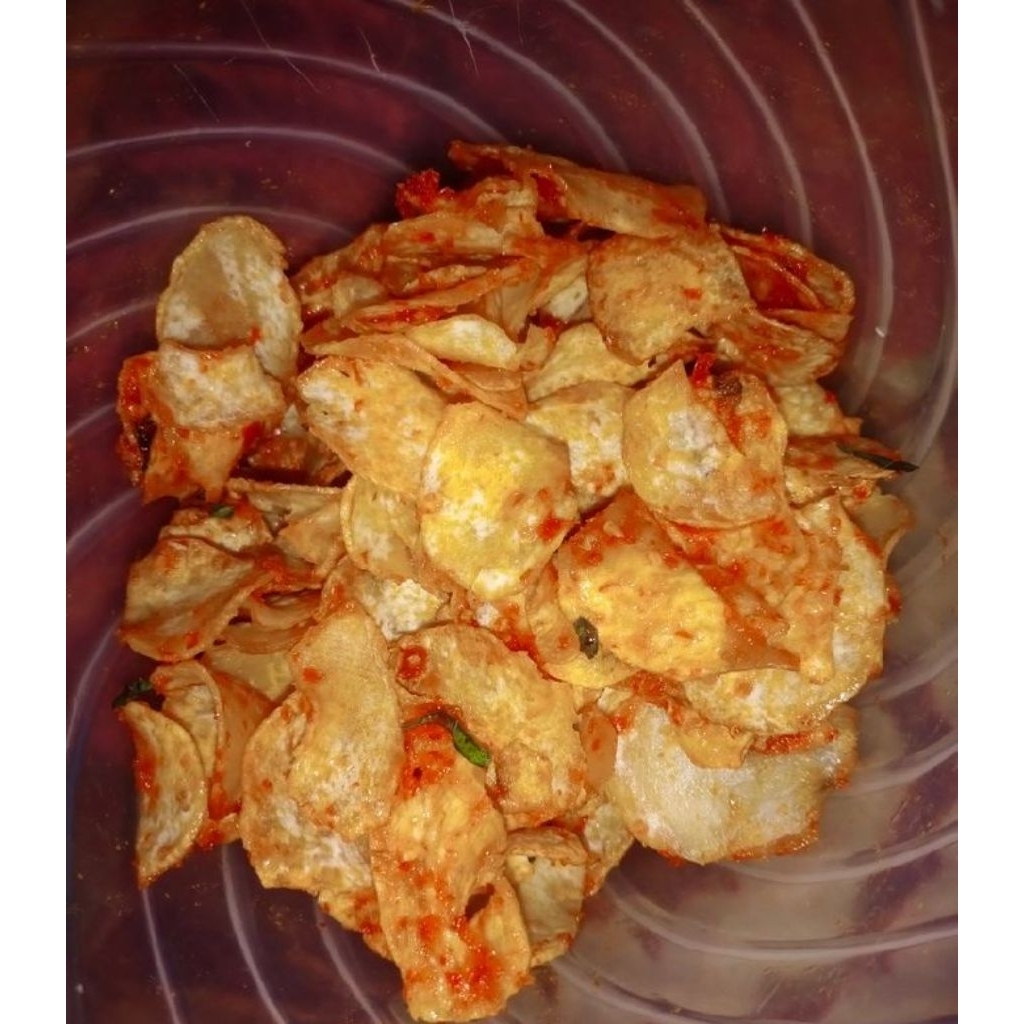 

KERIPIK TALAS SUPER PEDAS DAUN JERUK - CHILI OIL - BUMBU ULEK UKURAN PLASTI 17 X 30