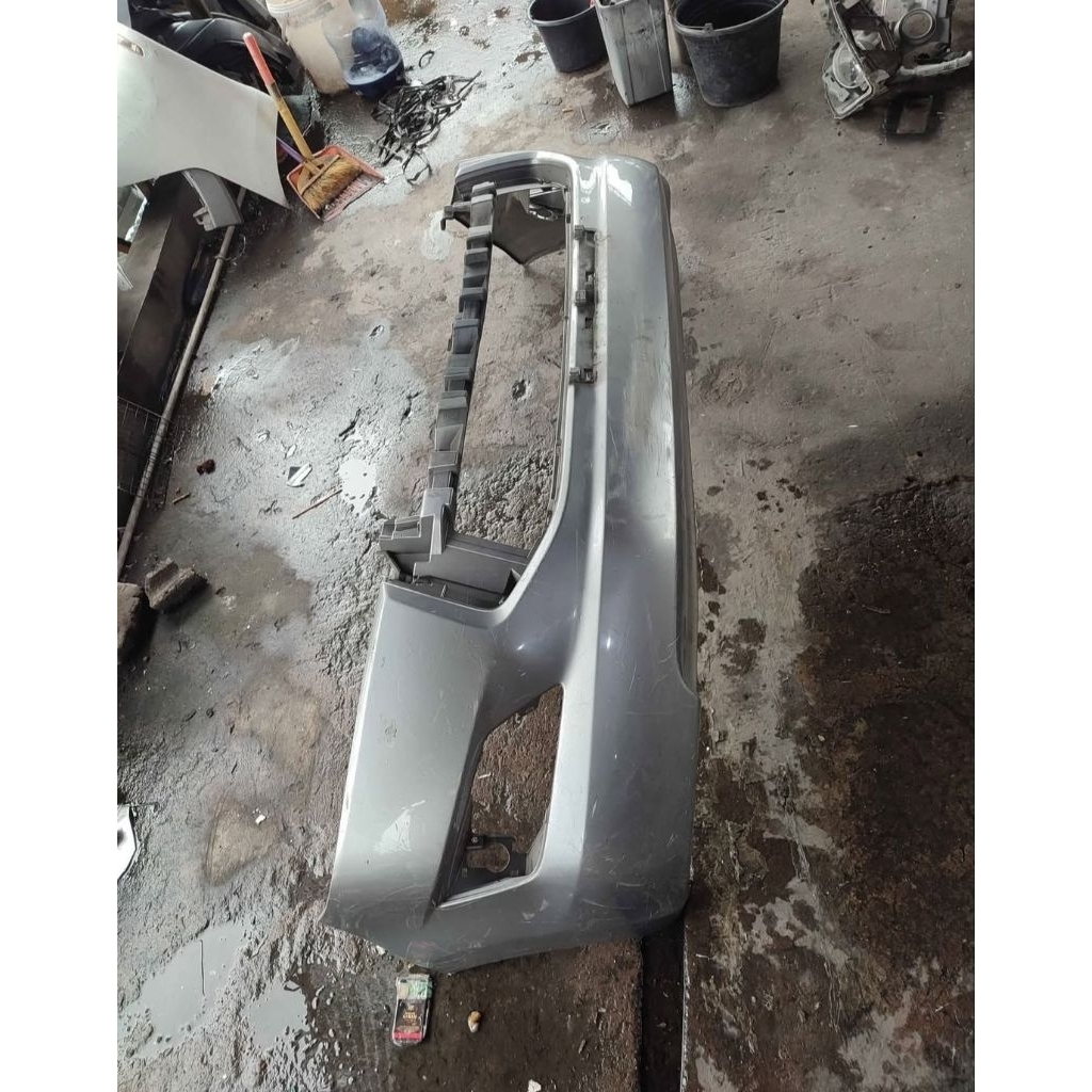 Bumper bemper depan Innova reborn 2016 2017 2018