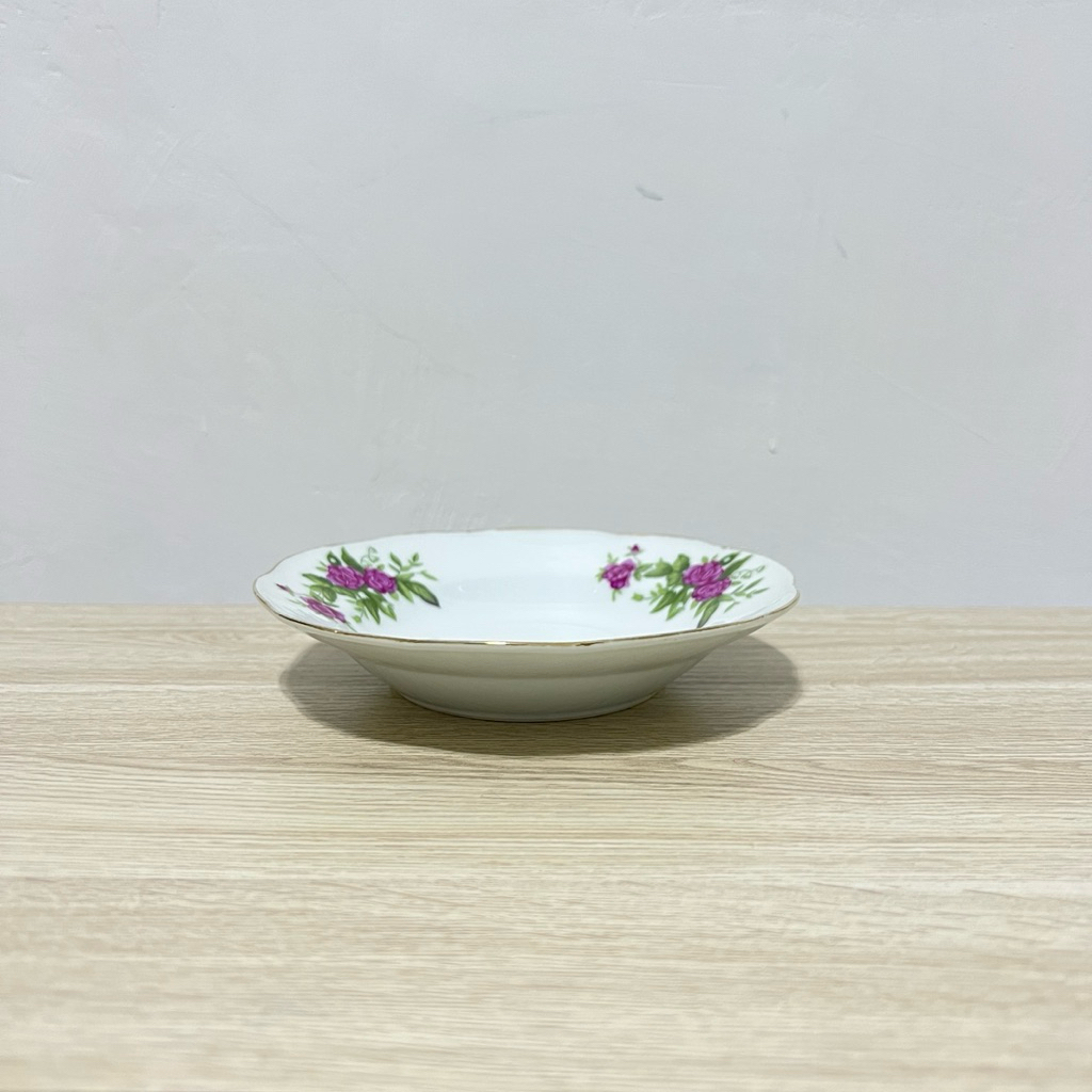 Piring Cantik Keramik Motif Bunga Perlengkapan Rumah Peralatan Makan Kondisi Sesuai Foto Ukuran Keci