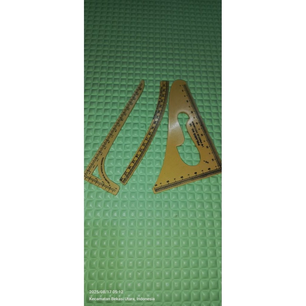 

penggaris pola jahit kecil