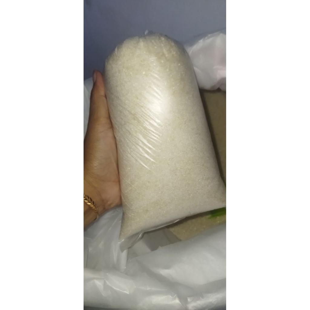

Gula pasir timbangan 1 kg