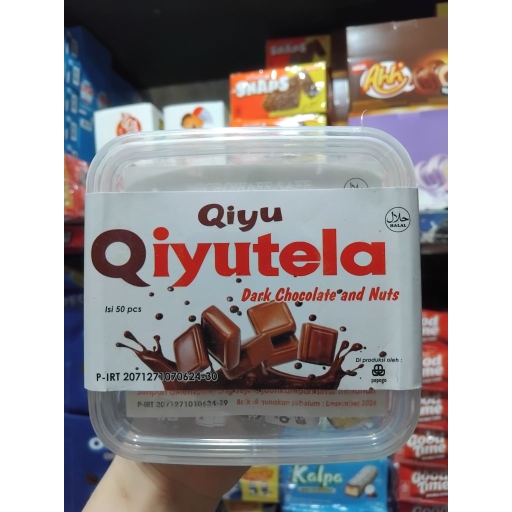 

Qiyutela Dark Chocolate and Nuts (isi 50)