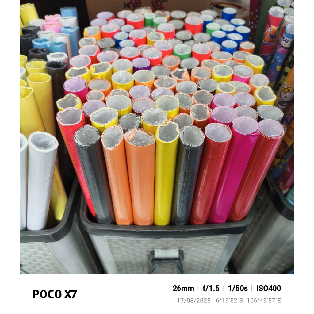 

KERTAS ASTURO WARNA 40x60cm / pcs