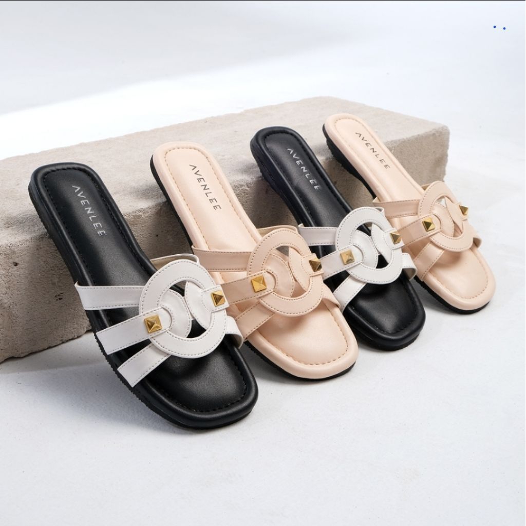 Sandal wanita kekinian ,sandal wanita avenlee ,sandal wanita slip on stylis