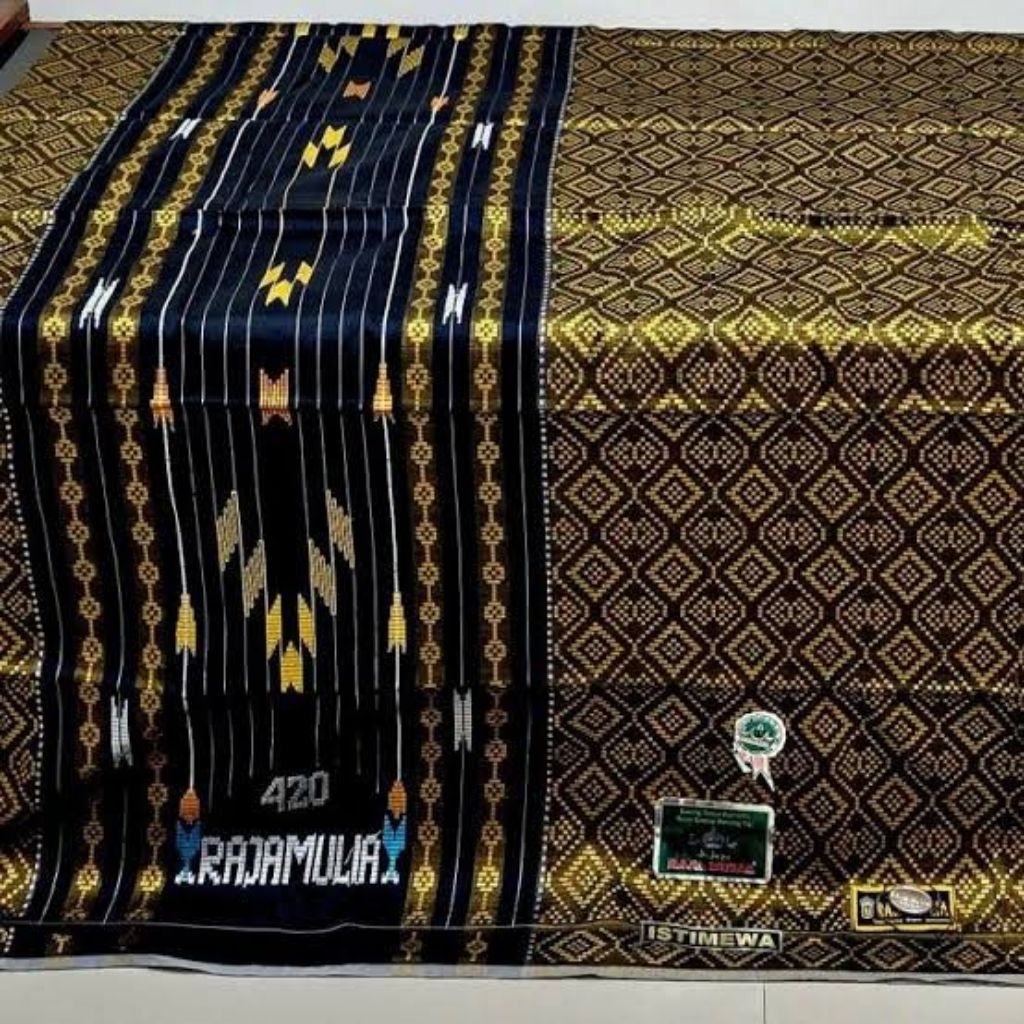 sarung pria batik bagus untuk kondangan