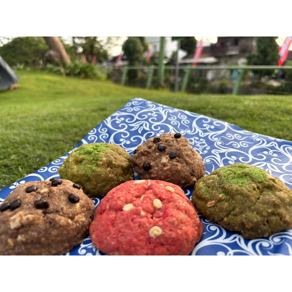 

Redvelvet Soft Cookies