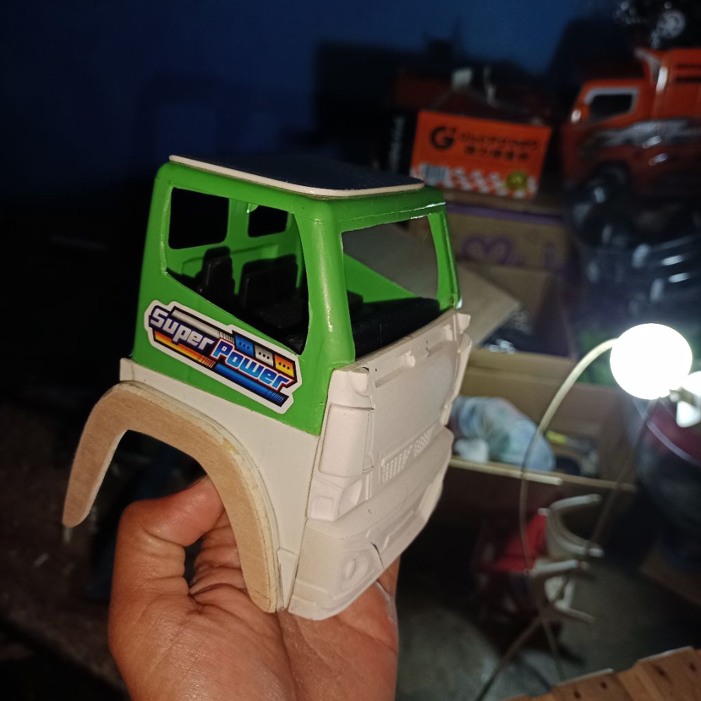 Kabin Miniatur Truk Plastik Modif Kece Murah berkualitas