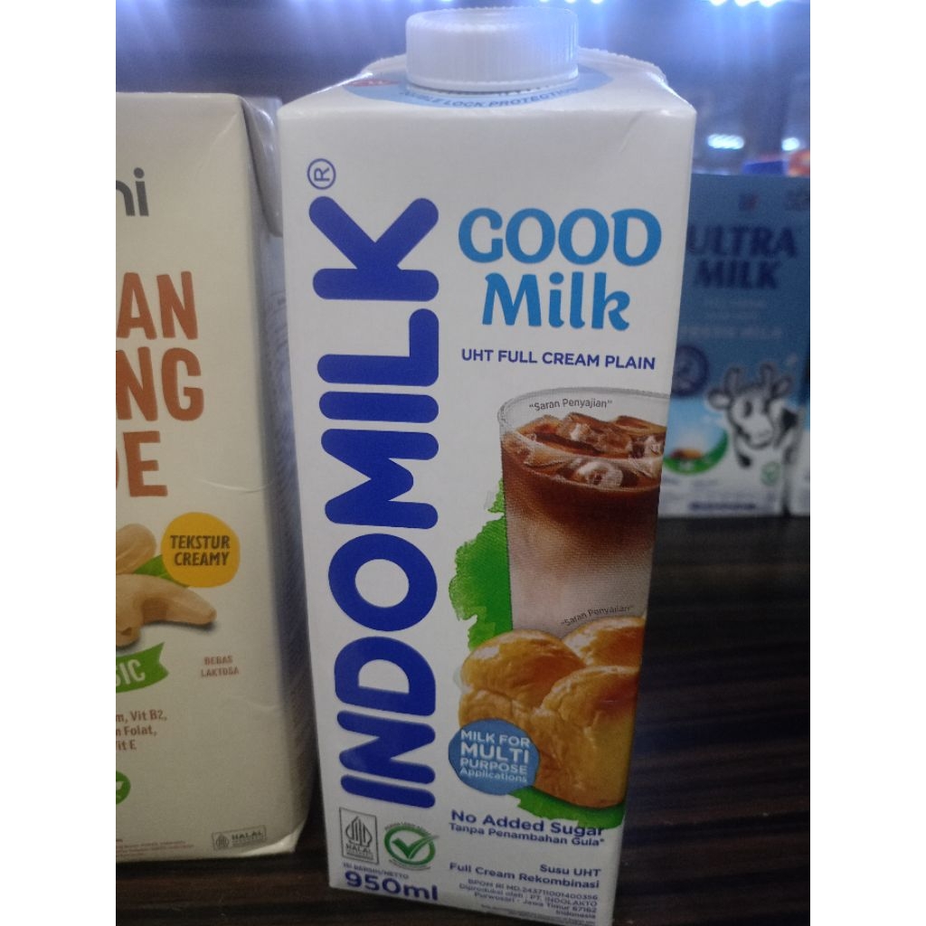 

Susu UHT Indomilk 950 ml.
