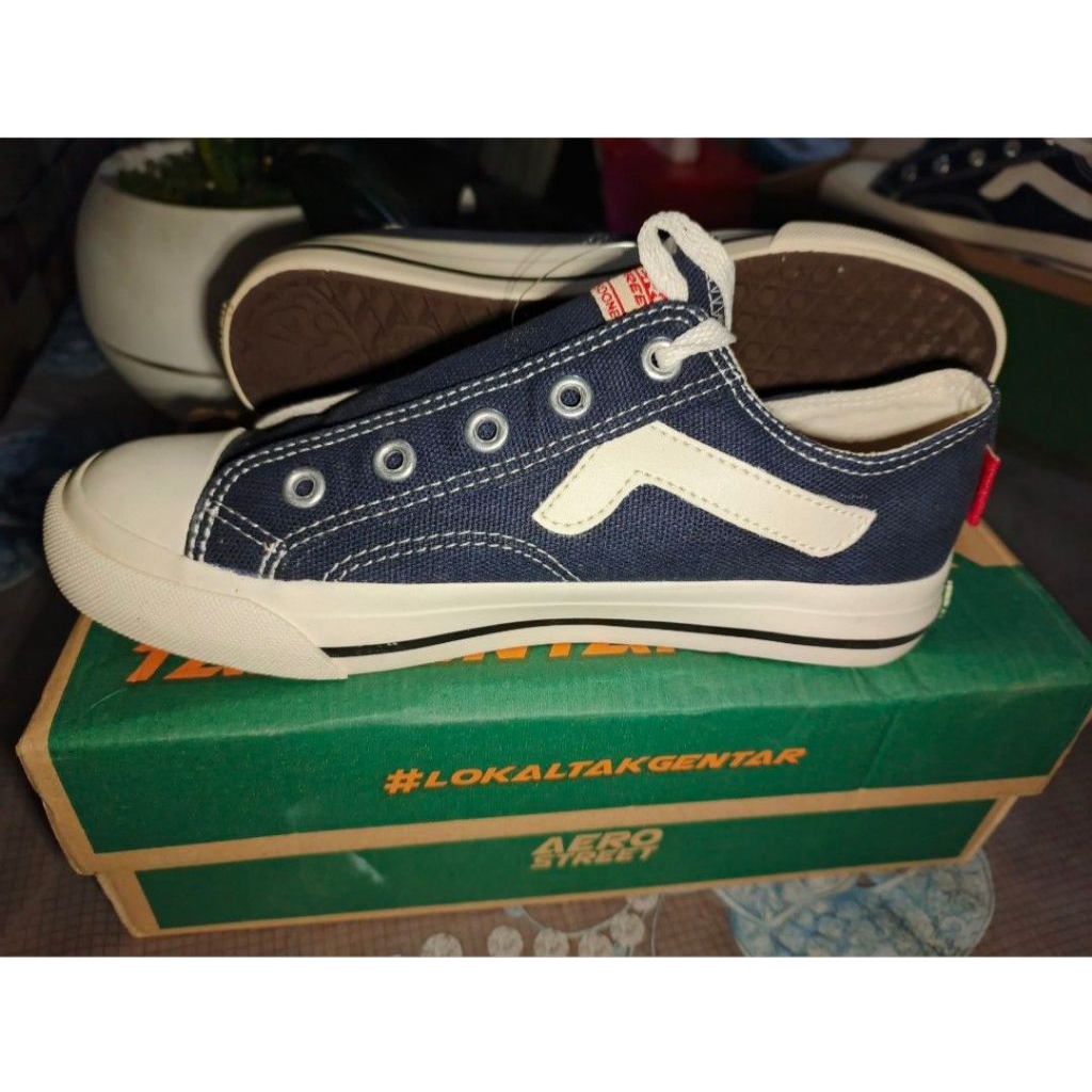 sepatu aerostreet preloved / pl