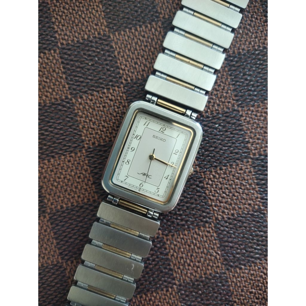 Jam Tangan Rare Seiko Tank Arc