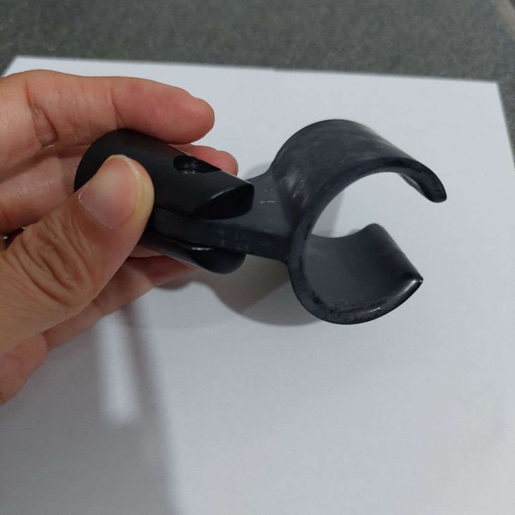 holder microphone bisa untuk mic wireless bahan karet