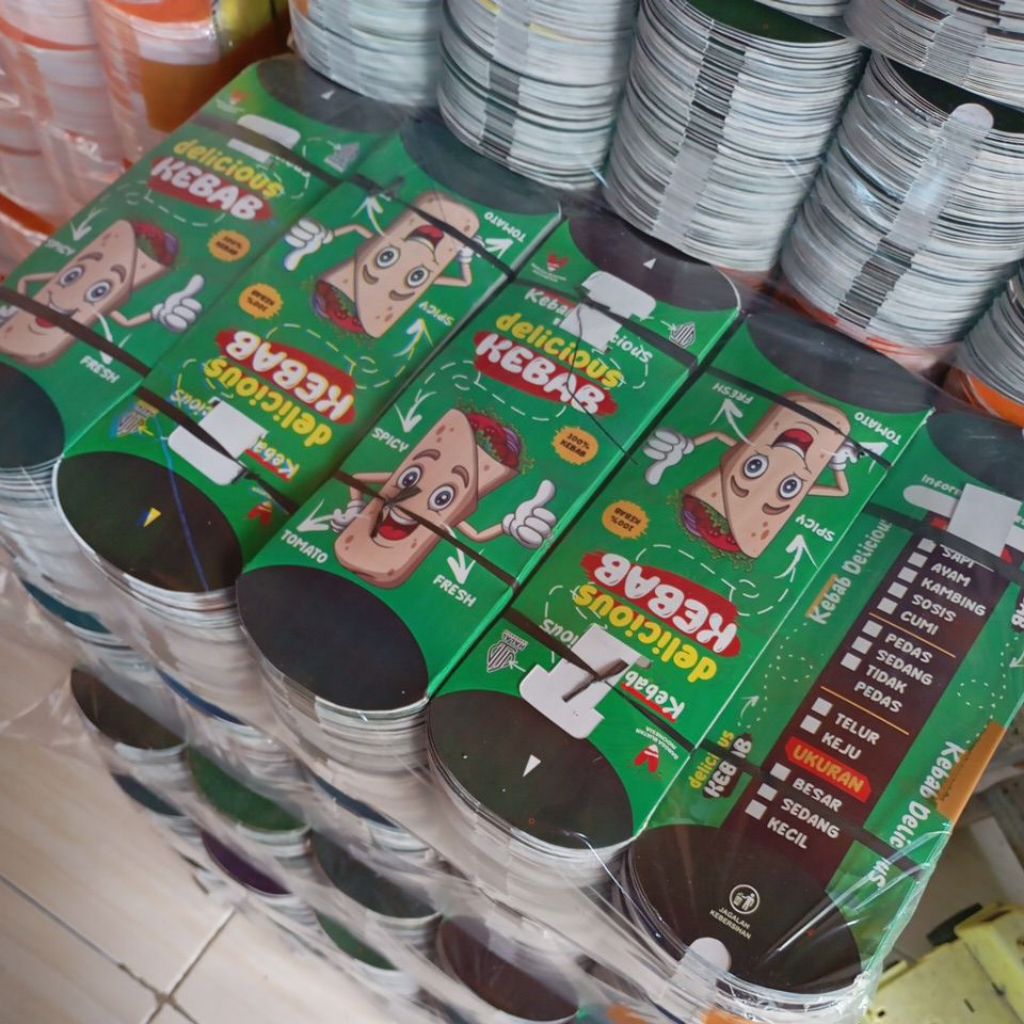 

@500pcs kemasan kebab / dus kebab full warna ivory glossy dg tarikan pengunci