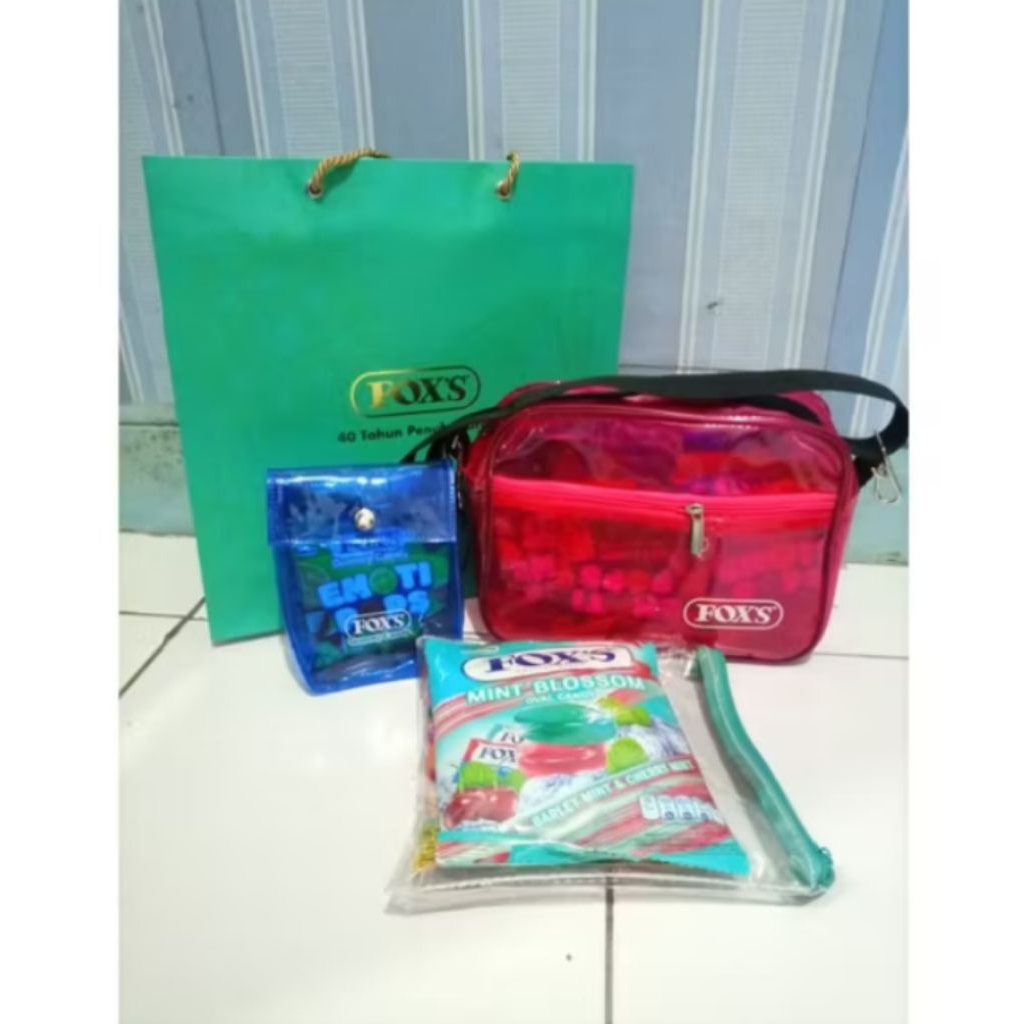 

BUNDLE PRJ INDOMIE POPMIE SARIMI SUPERMI + TAS BUNDLE