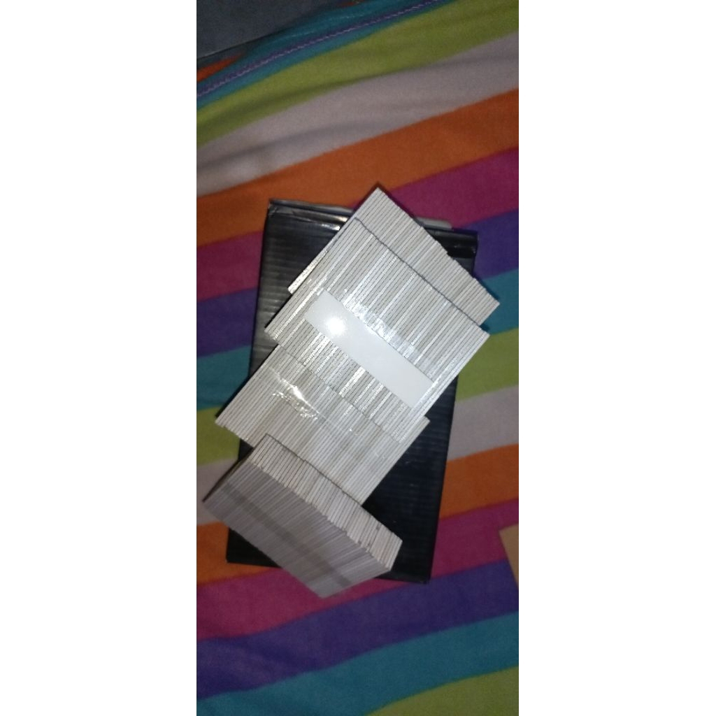 

akrilik name tag putih solid 8x2 ukuran 2mm