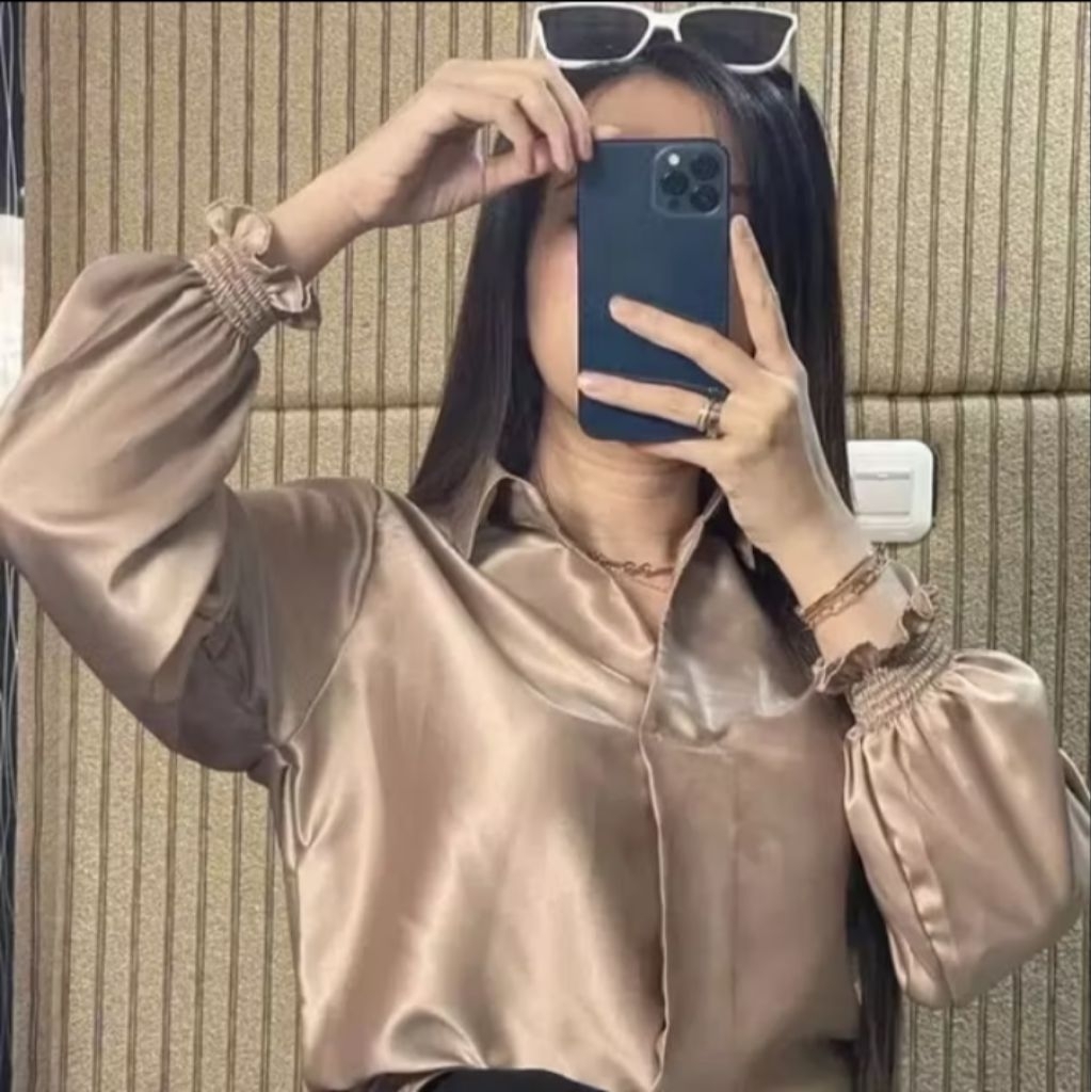 Blouse Satin Wanita Korea
