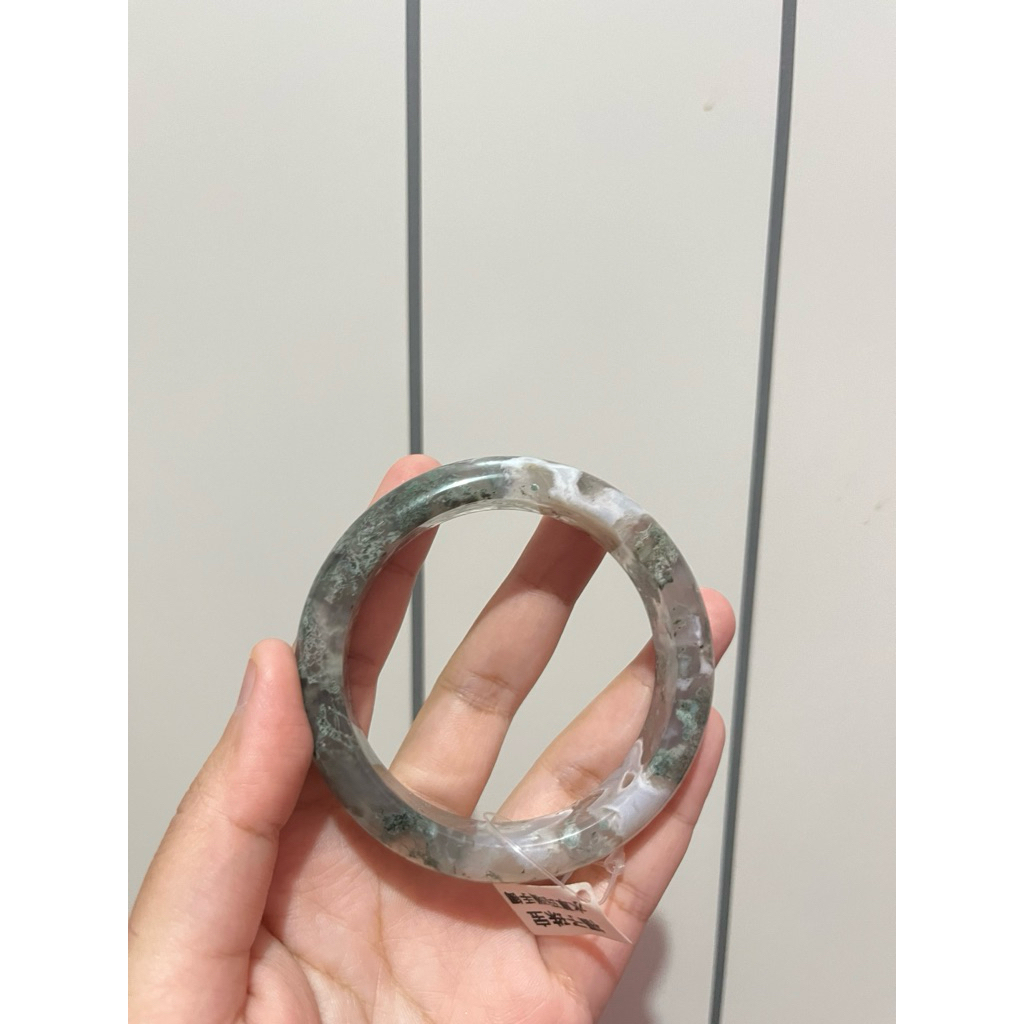 Hard Bangle Moss Agate