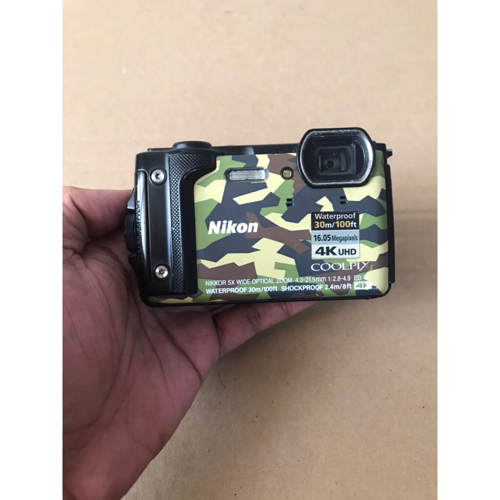 kamera digital nikon coolpix w300