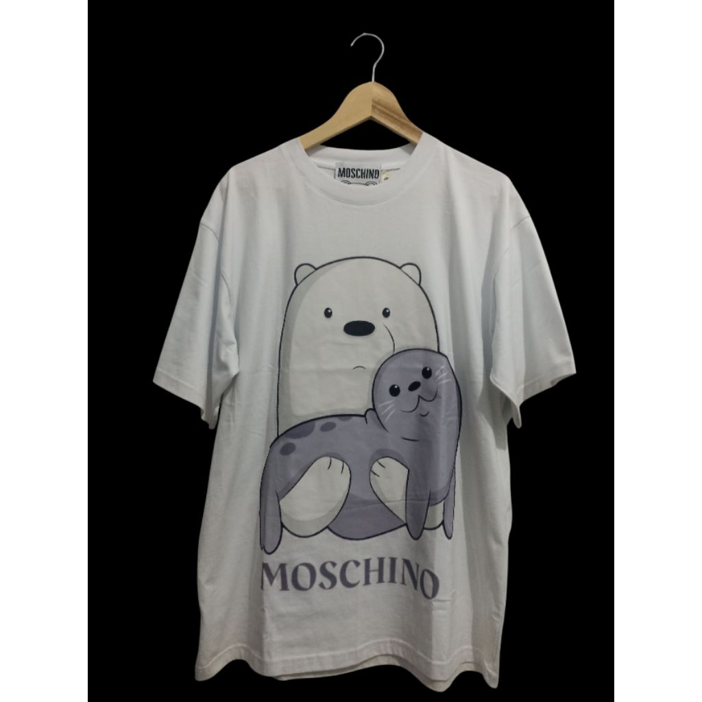 preloved kaos t-shirt moschino putih size XL