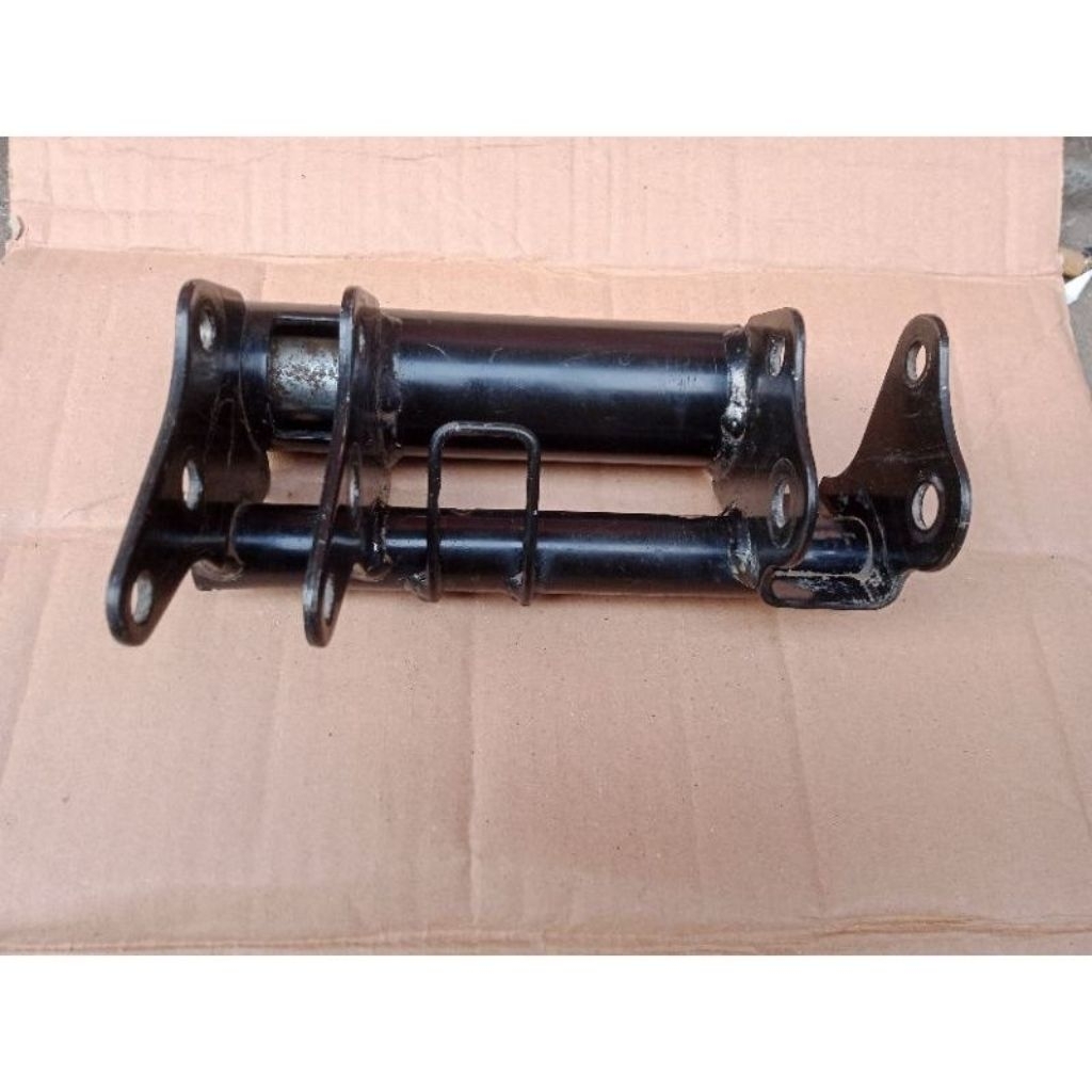 mounting ayunan mesin motor Yamaha Mio smile Mio soul Fino karbu asli original copotan