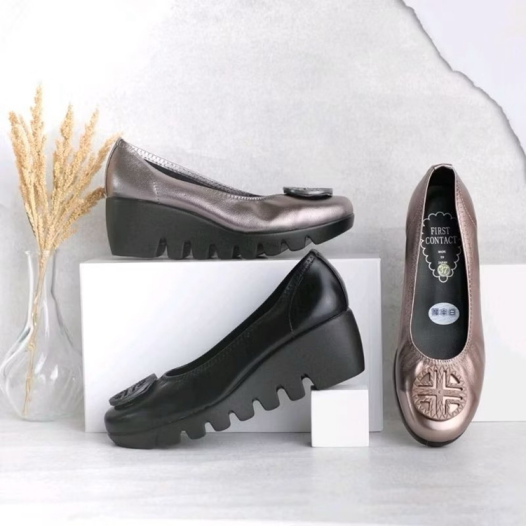 First Contact Made Japan Leather / Sepatu wedges Tory wanita / Sepatu kantor