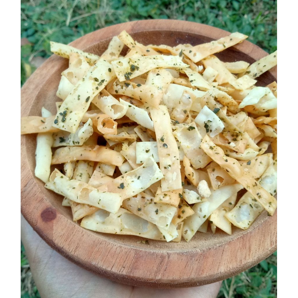 

Pangsit Goreng Asin Gurih Ekstra Daun Jeruk 100 gr