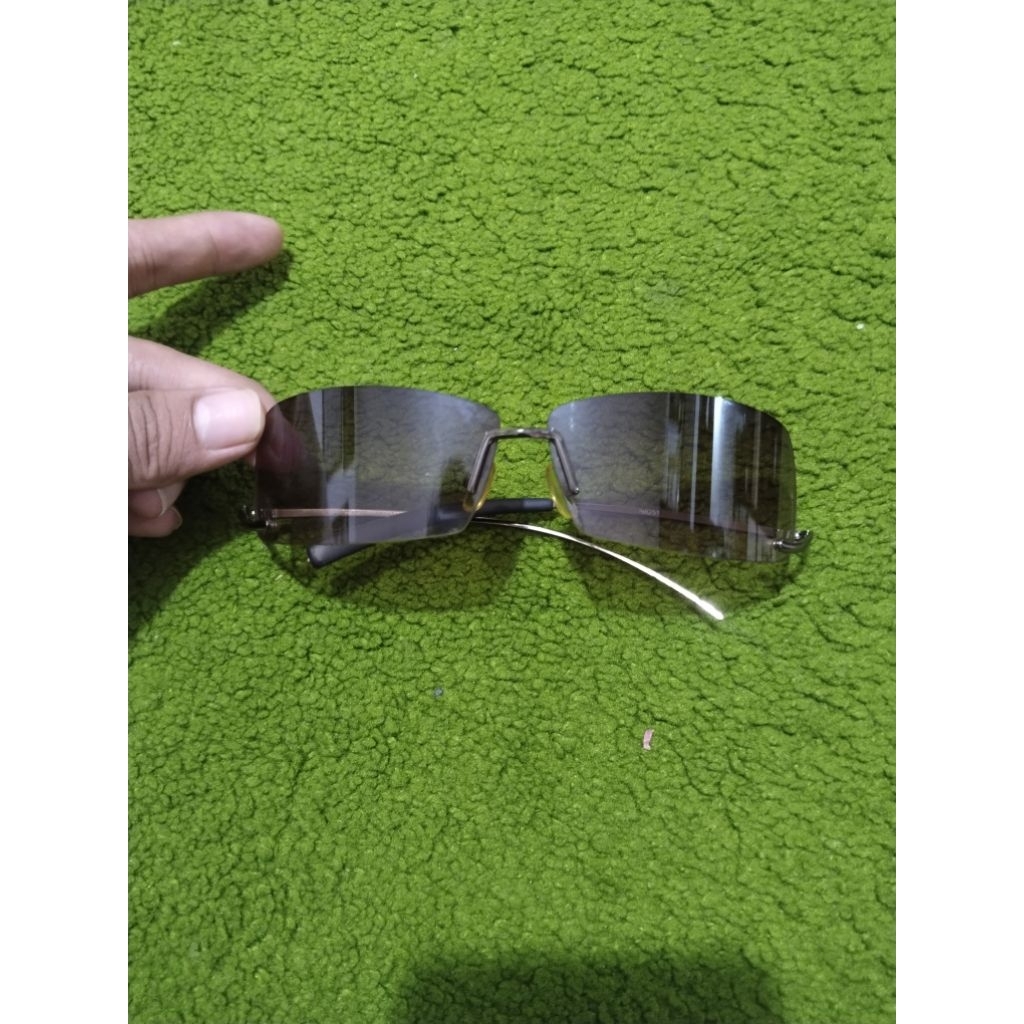 kacamata hitam ICE ITALY