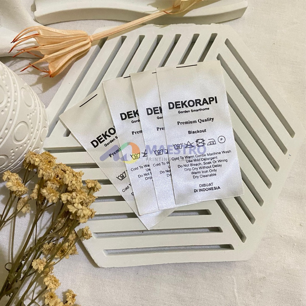 

Label satin putih,label baju,label murah, label hijab,label kaos,label wash,tagwash