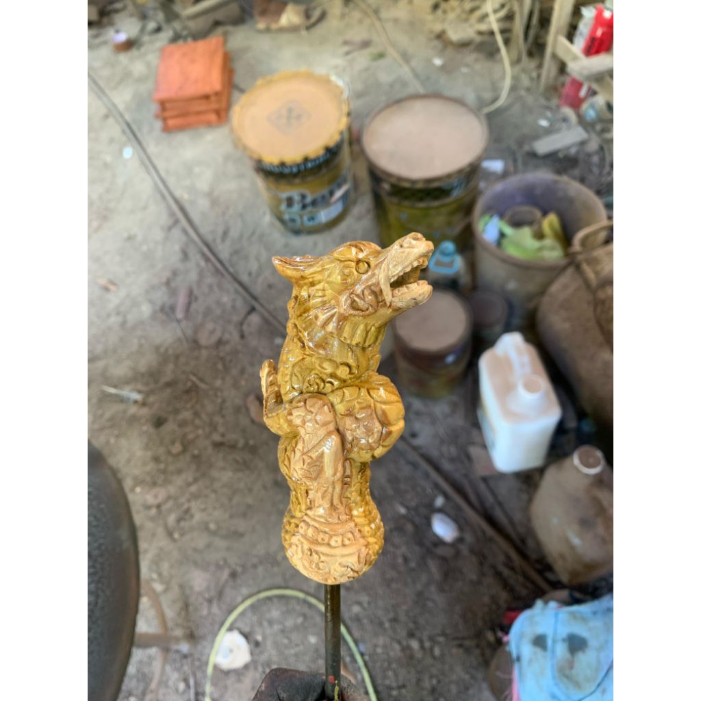 deder pusoko sin go ba r ong termurah dari kayu jati diukir persis aslinya finishingan gading