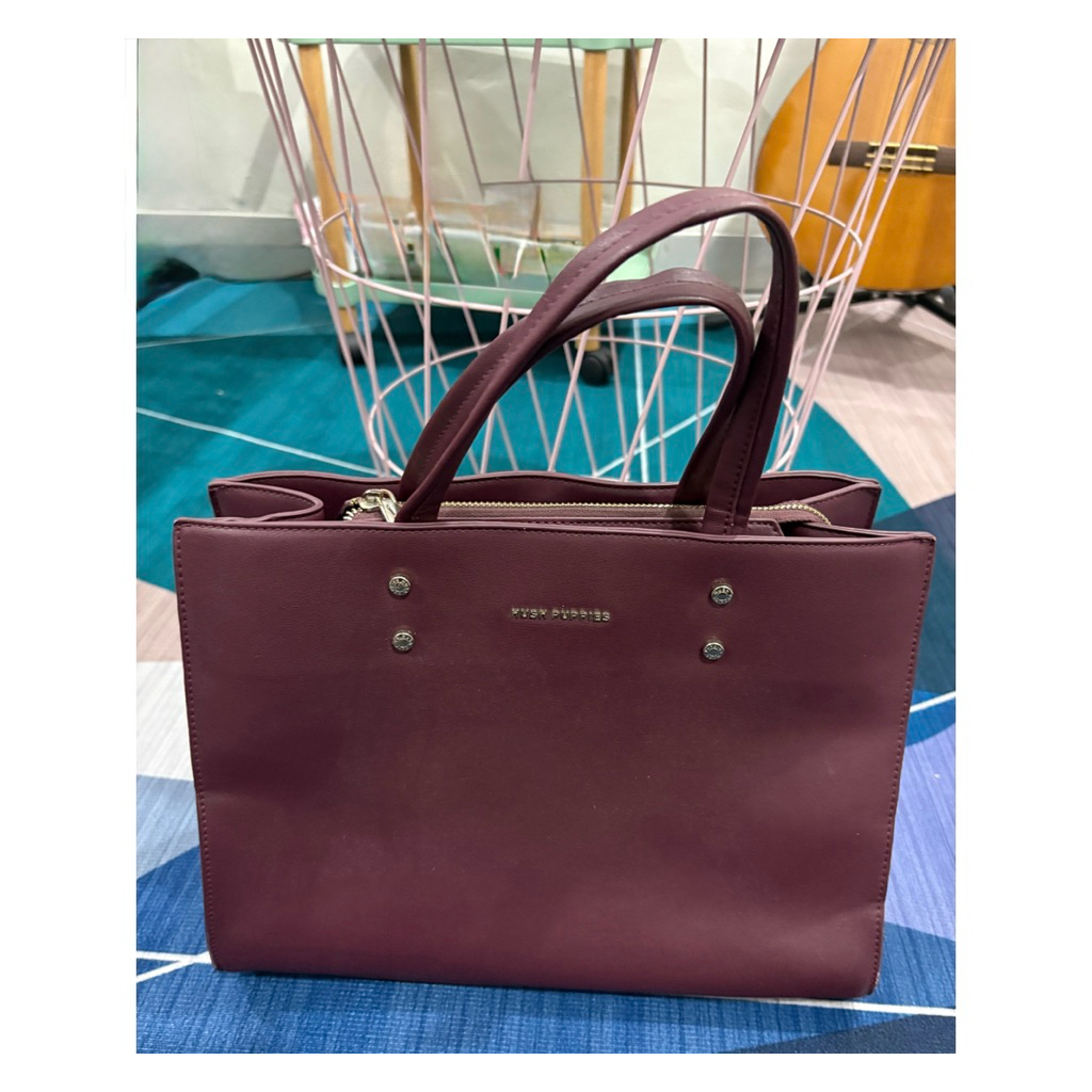 Tas Hush Puppies Preloved