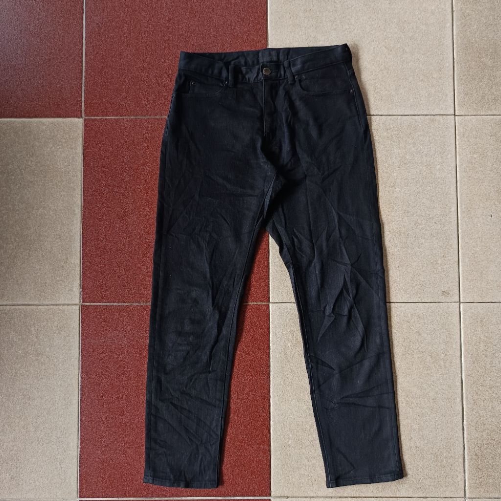 celana panjang jeans Zozo hitam