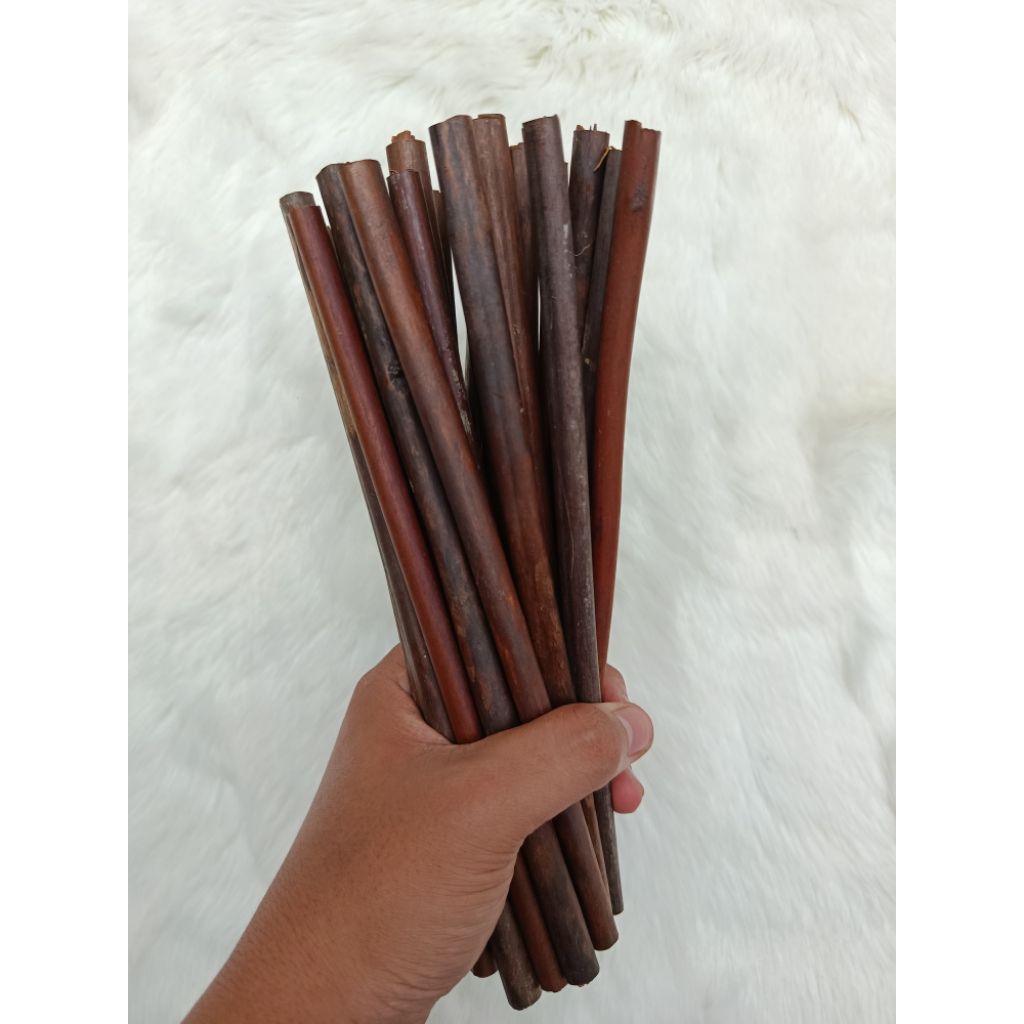 

HANDAM, HANDAM COKLAT, PENA KALIGRAFI. ( TERSEDIA ALAT KALIGRAFI LAINNYA )