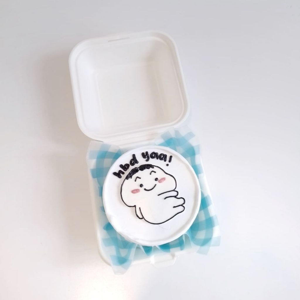 

Bento Cake Pentol White