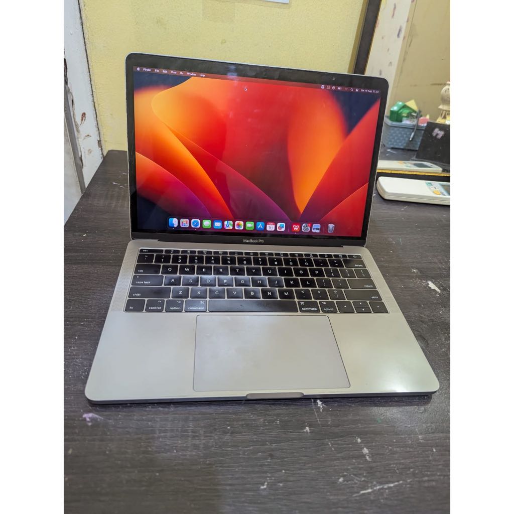 macbook pro 2017 non touchbar