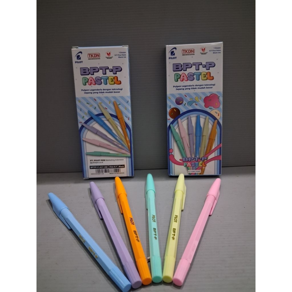 

Pulpen warna warni BPTP pastel (PILOT).