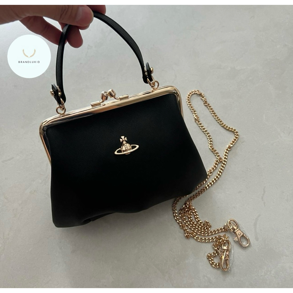 Vivienne westwood granny frame purse bag in black leather ghw