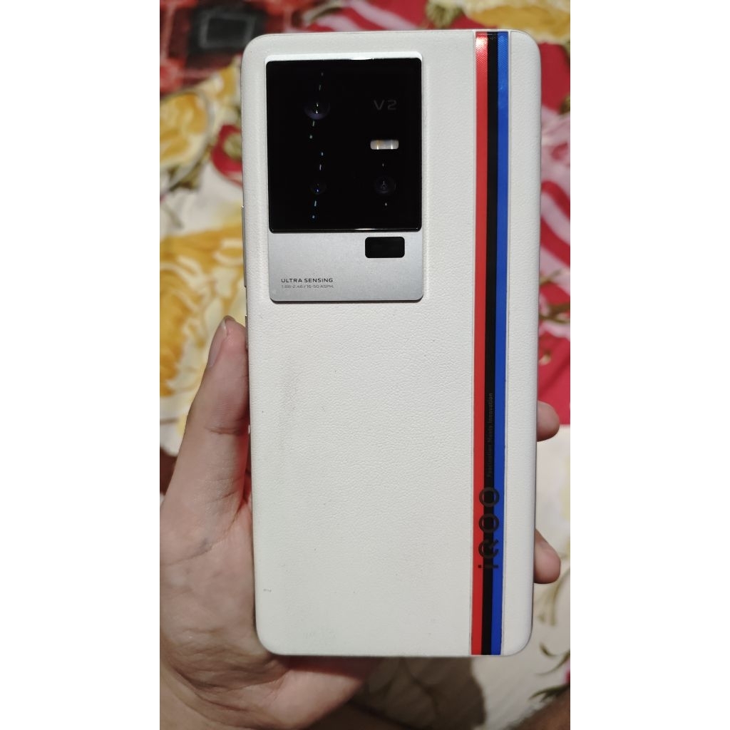 IQOO 11 16/256 Alpha Legends Second