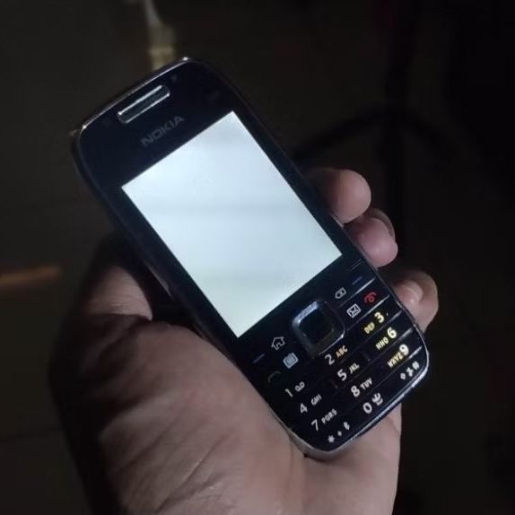 Nokia E75