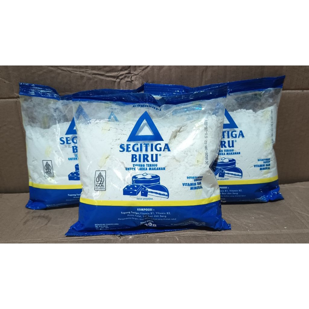 

Tepung Segitiga Biru 500gr eceran