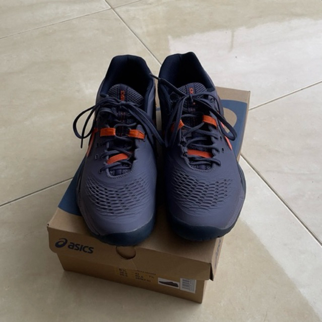 Sepatu Tenis bekas Asics Gel-Resolution X 42