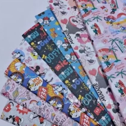

kertas kado doff motif mickey mouse mini mouse uk 50 x63 cm