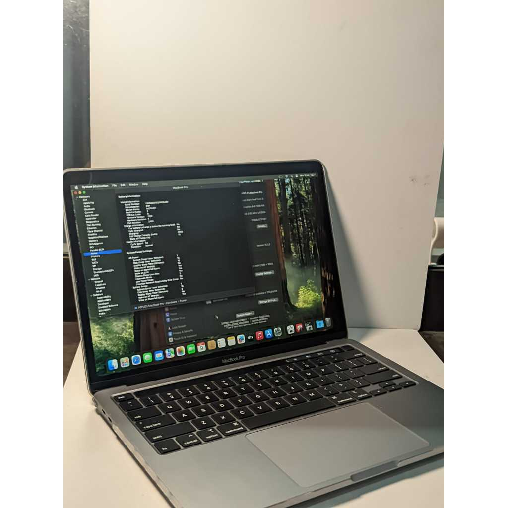 Apple MacBook Pro M1 2020 Second laptop Like New Mulus Original Garansi Resmi 13.3 Inch 256GB RAM 8G