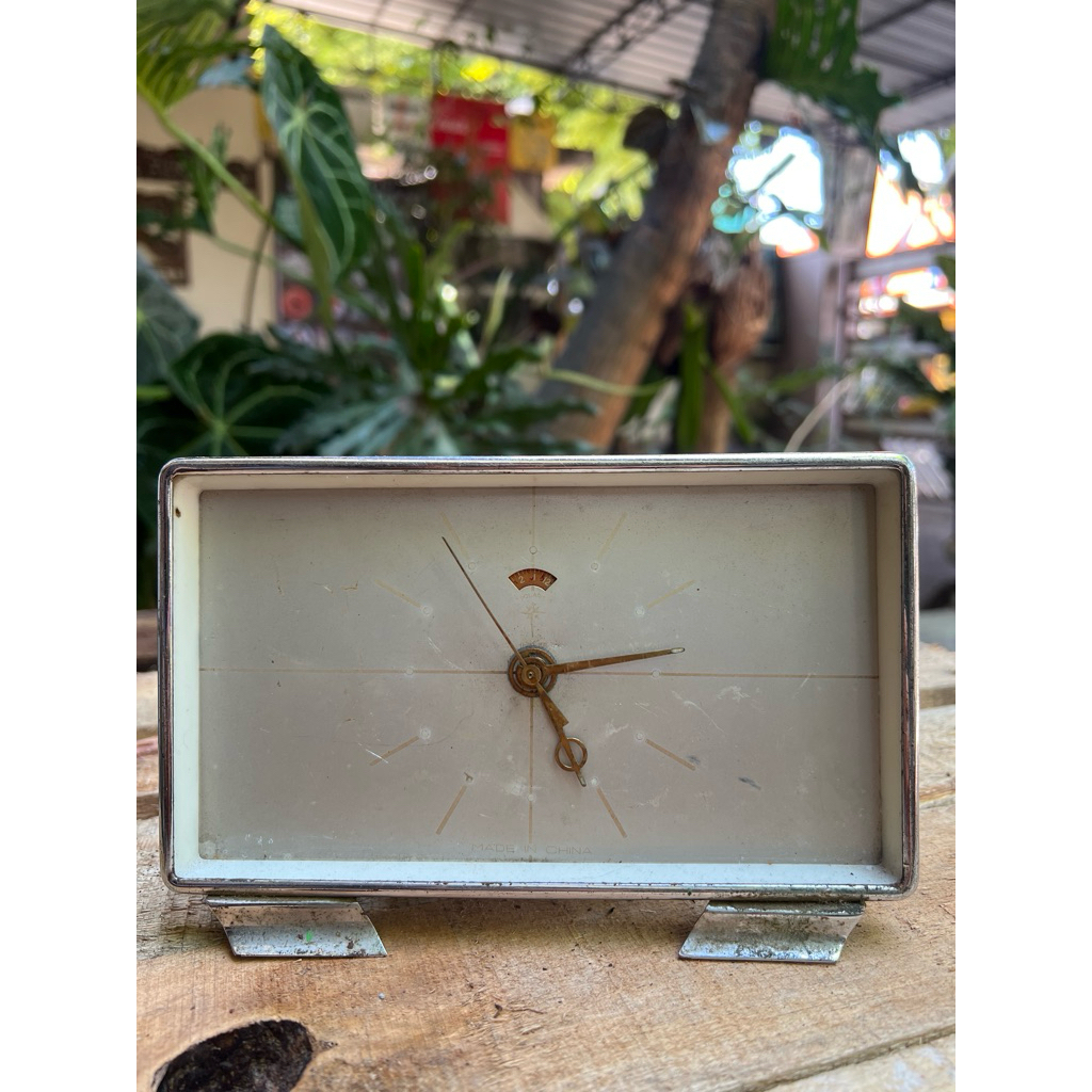 Jam Weker Lawas Fungsional